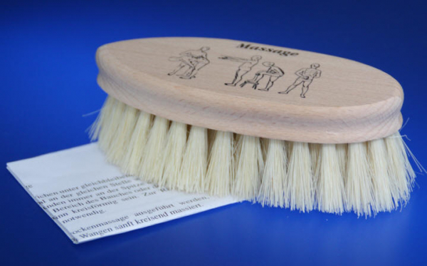 Trockenmassagebürste mit Anleitung