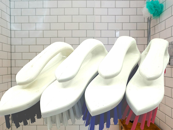 washingbrush with handle red